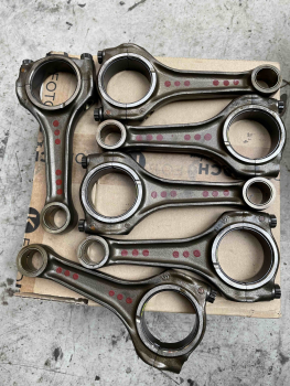 BMW M5 E34 con rods conneting rods S38B38 engine